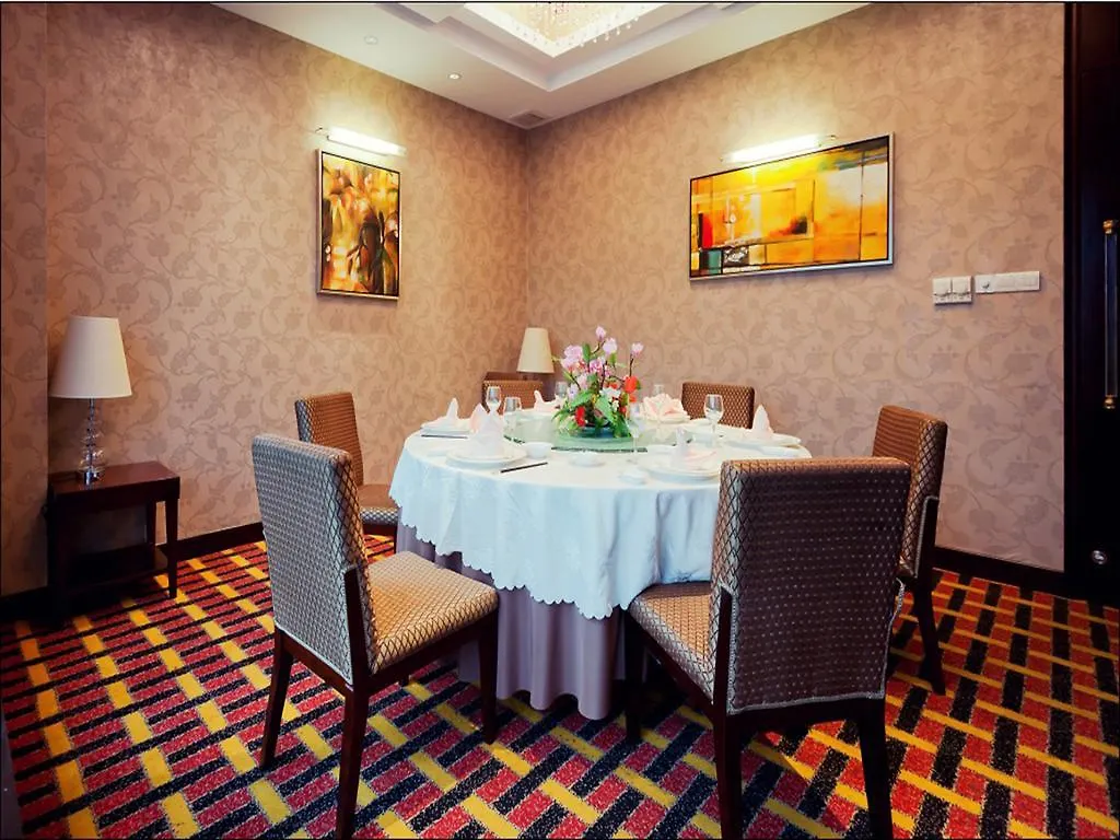 ****  Suzhou Leeden Hotel China